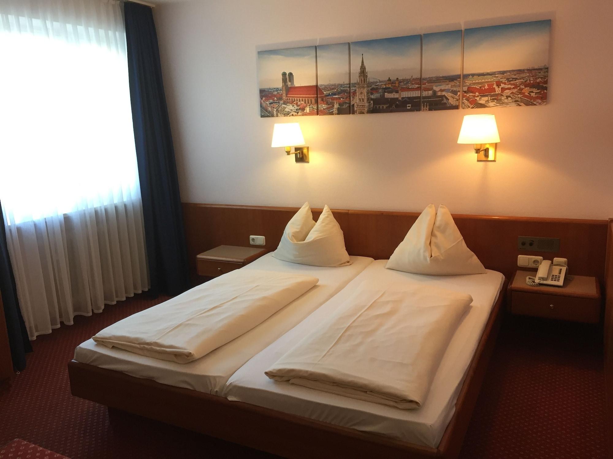 Hotel Carmen Monachium Zewnętrze zdjęcie